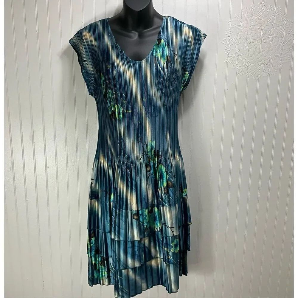 MINI PLEATS Satin Pleated Dress